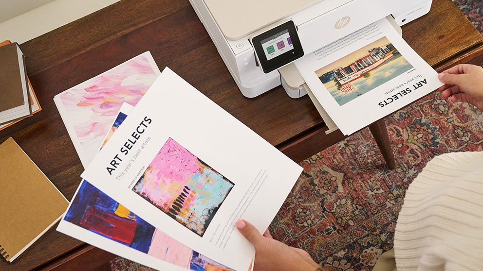 Creativity shouldn’t be limited by cost. That’s why every page costs the same, whether you print in color or black & white.